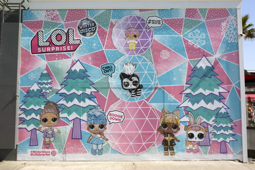 Wall Mural Advertisement in Venice